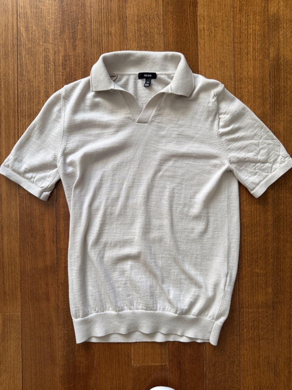 Reiss Men's Cream Short-Sleeve Duchie knit V-Notch Polo Sz men’s XS